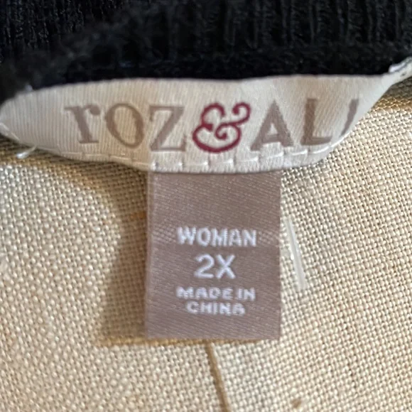 Roz & Ali light-weight long sleeve sweater with beaded detail - Picture 5 of 6